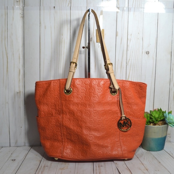 Michael Kors Handbags - Michael Kors  Jet Set East/West Leather Tote Bag